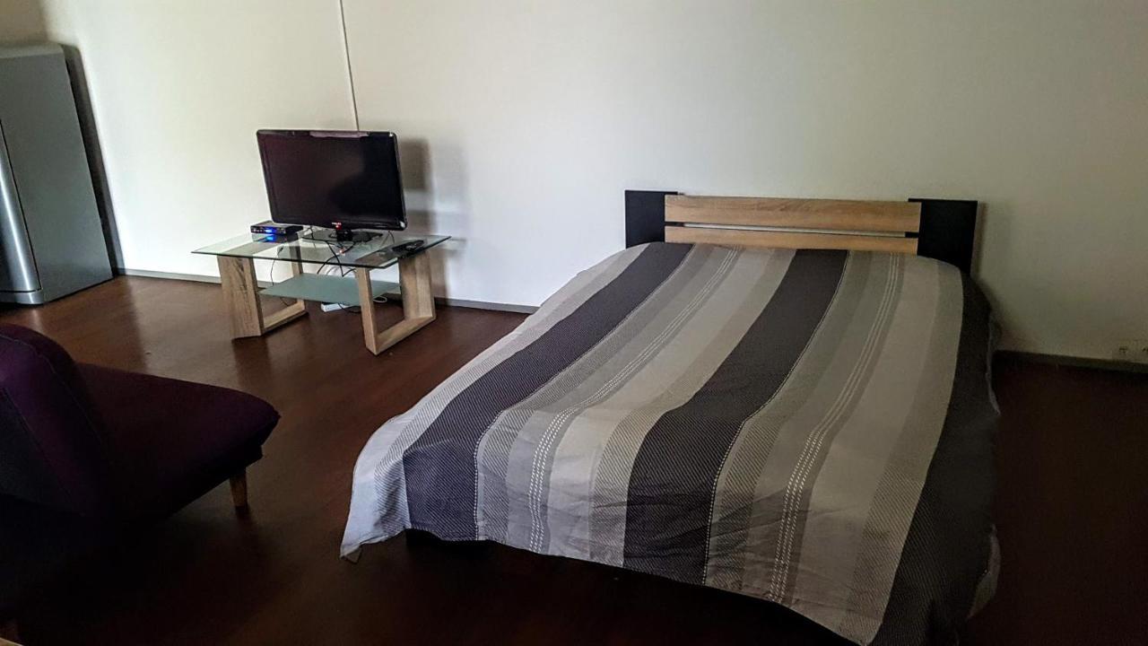Grand Studio Et Jolies Chambres A Louer Passins Exteriör bild