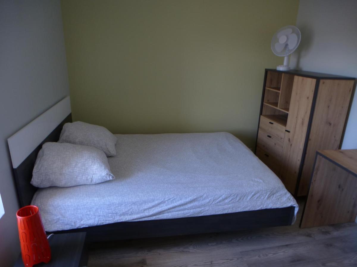 Grand Studio Et Jolies Chambres A Louer Passins Exteriör bild